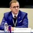 Ka njerëz që luten për një kafshatë bukë, ndërsa të tjerë e ekspozojnë bollëkun për disa pëlqime
