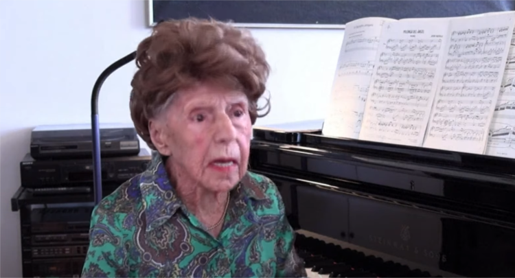 Pianistja 106 vjeçare së shpejti nxjerr albumin e gjashtë