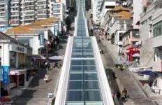 Ndodhen në Kinë! Ndërtohen shkallët lëvizëse më të gjata në natyrë në botë