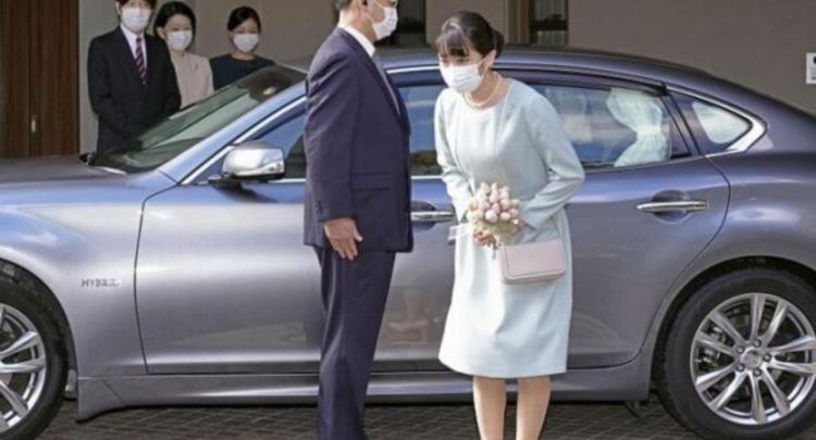 Princesha e Japonisë martohet me një njeri të zakonshëm, humb statusin mbretëror