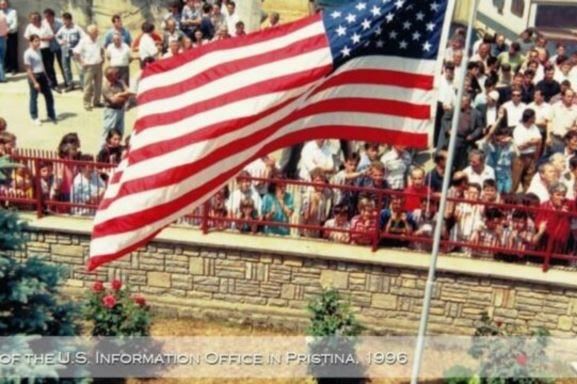 Hapja e Zyrës Informative në Kosovë në qershor 1996, Ambasada e SHBA: Hap i vogël që u bë partneritet i fuqishëm