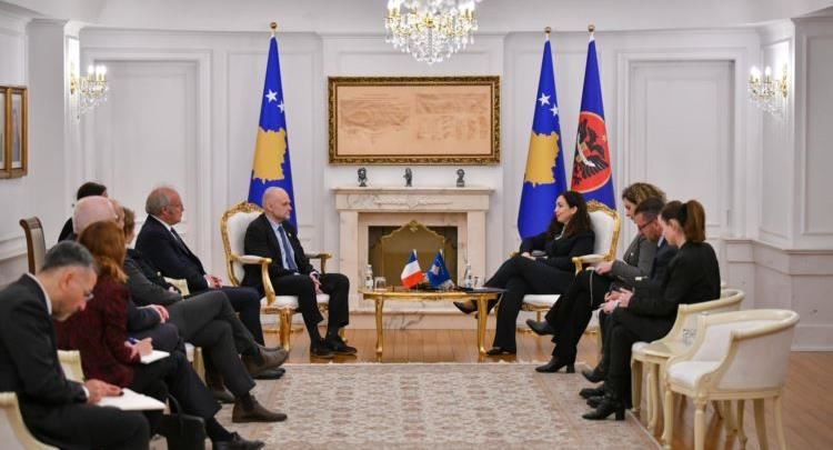 Delegacioni i deputetëve francezë, në Kosovë mblodhi informacione lidhur me dialogun me Serbinë