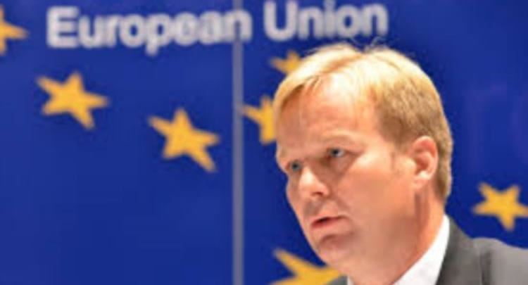 BE-ja zgjat mandatin e përfaqësuesit për dialogun Kosovë-Serbi, Peter Sorensen