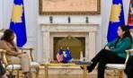 Para takimit me liderët partiakë, presidentja Osmani takon të Ngarkuarën me Punë në Ambasadën Amerikane