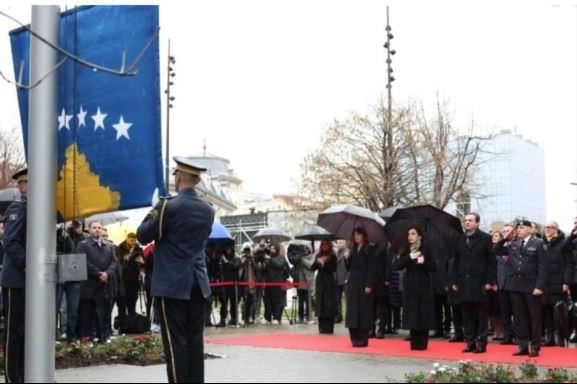 Dita e Pavarësisë, krerët shtetërorë urojnë dhe kujtojnë ata që dhanë jetën për lirinë e vendit