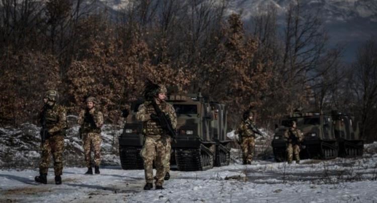 SHBA kërkon riformatim të NATO-s dhe zvogëlim të trupave në Kosovë