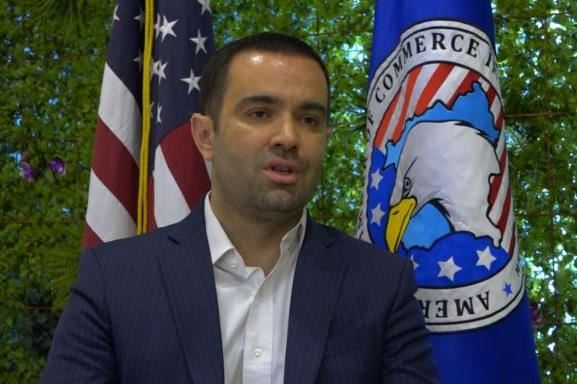 Drejtori i Odës Ekonomike Amerikane në Kosovë: Refuzimi i gazit mund të çojë në dobësimin e raporteve Kosovë-SHBA