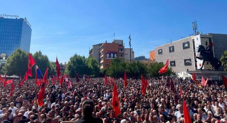 “Jo në emrin tim”, “liri, liri” - përfundon protesta, qytetarët kundër vendimit të Speciales
