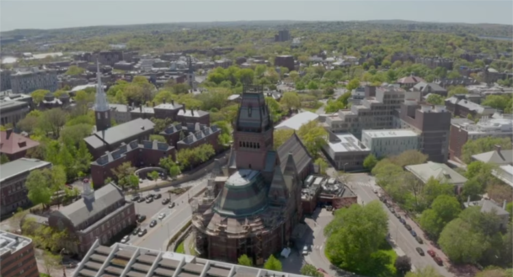 Gjuha shqipe në Universitetin e Harvardit