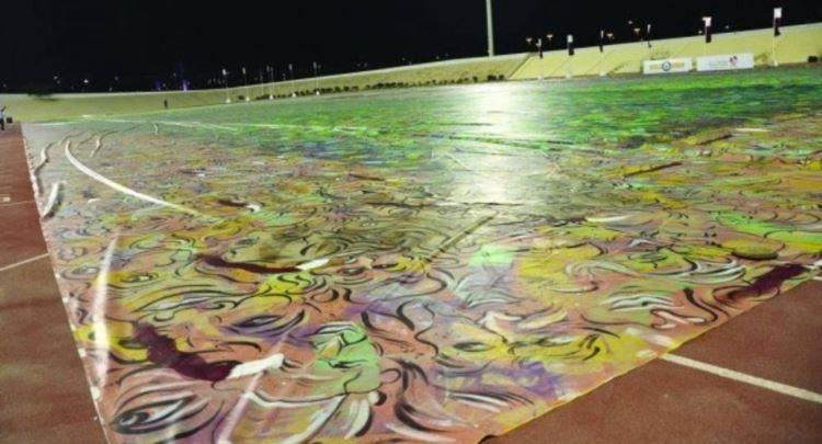 Thyhet rekordi Guinnes në Katar, piktura sa një fushë futbolli