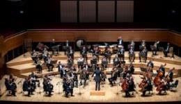 Orkestra e Filharmonisë së Kosovës dhuroi performancë të mrekullueshme në Izmir