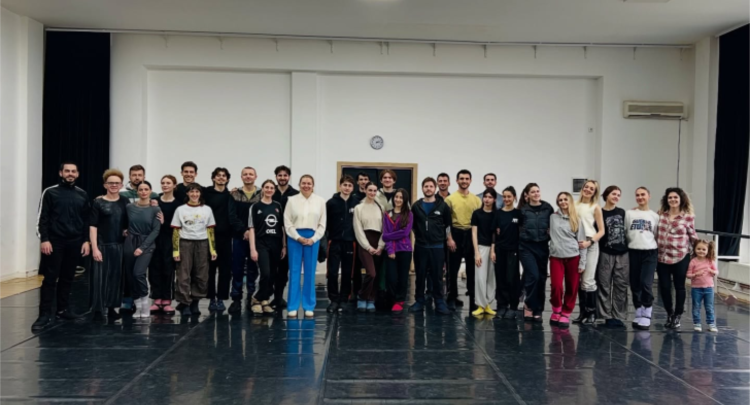 Baleti Kombëtar i Kosovës përgatitet për turneun në Amerikën Latine pas takimit me Ambasadoren Telaku