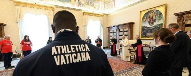 “We run together”: më 8 qershor nis ankandi i bamirësisë, promovuar nga Papa