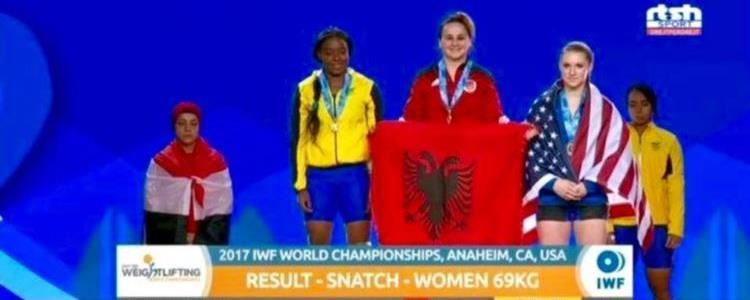 Romela Begaj, kampione e botës në peshëngritje