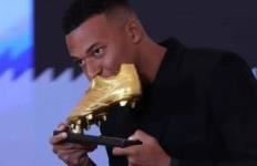 Kylian Mbappe fiton Këpucën e Artë të Botërorit dhe shkruan historinë