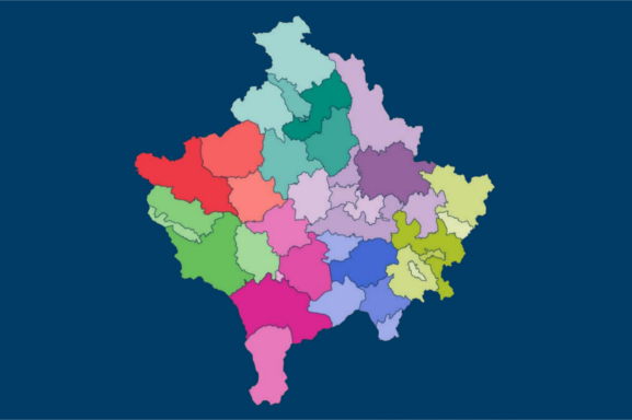 Publikohet Raporti i funksionimit të komunave në Kosovë, hasen parregullsi në transaksione dhe menaxhim financiar