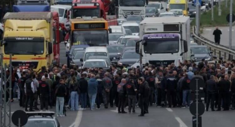 “Bizneset nuk munden me përballu faturën 300 për qind”, paralajmërohen sërish protesta