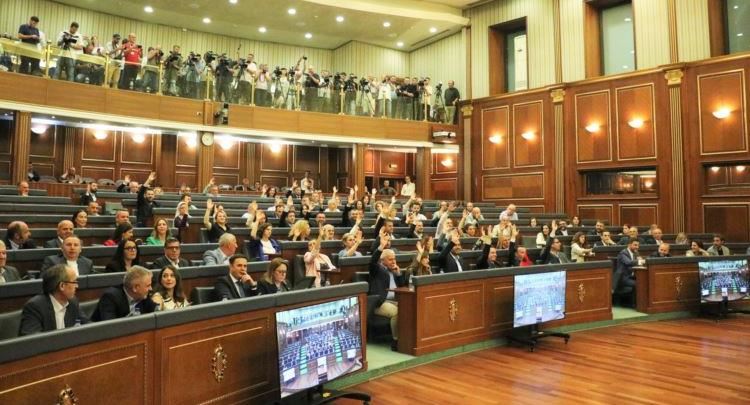 “Kuvendi nuk është i konstituuar”/ Bugaqku nga KDI tregon pritjet nga Kushtetuesja për kërkesën e Listës Serbe
