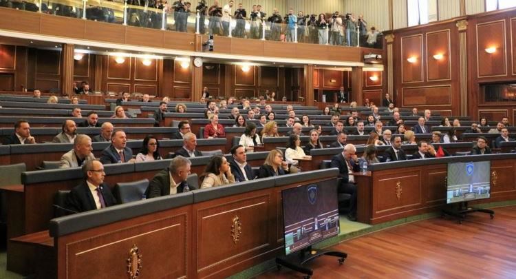 Seanca pa asnjë rezultat, por deputetët u paguan mbi 530 mijë euro