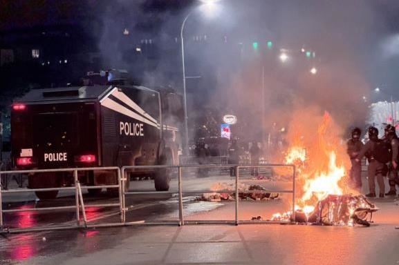 KMDLNj kërkon hetim urgjent për ndërhyrjen e Policisë ndaj protestuesve