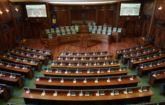 Në mesnatë përfundon afati kushtetues për konstituim të Kuvendit, ende s’ka njoftim për vazhdim të seancës