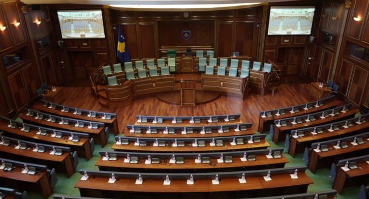 Në mesnatë përfundon afati kushtetues për konstituim të Kuvendit, ende s’ka njoftim për vazhdim të seancës