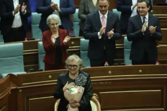 Justina Shiroka-Pula presidente e re e Kosovës