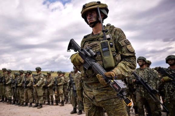 SHBA-ja do të vazhdojë ta mbështesë FSK-në me pajisje ushtarake