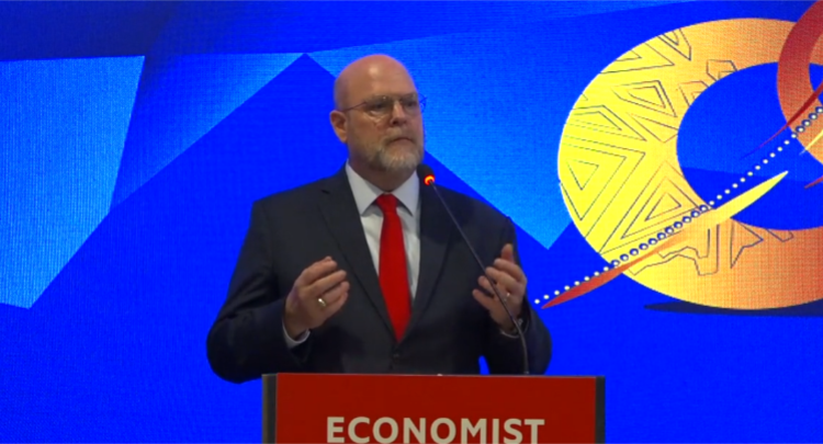 Hovenier: Përfundimi i procesit të dialogut Kosovë-Serbi duhet të jetë njohja reciproke