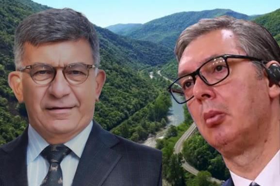 Profesori serb e zbulon rrenën dhe propagandën e presidentit serb: Vuçiqi nuk mund ta “zhvendosë” Ibrin, do të duhej të rrënoheshin kodra e male!