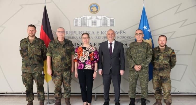 Gjermania dhuron rreth 3 milionë euro për avancimin e kapaciteteve të FSK-së