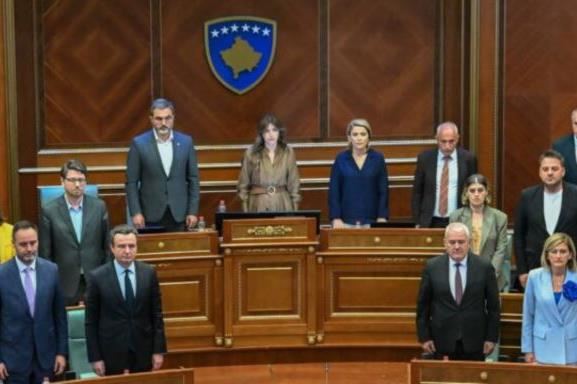 Ende asnjë reagim nga ambasadat për “konstituimin” e Kuvendit dhe zgjedhjen e kontestuar të qeverisë së re