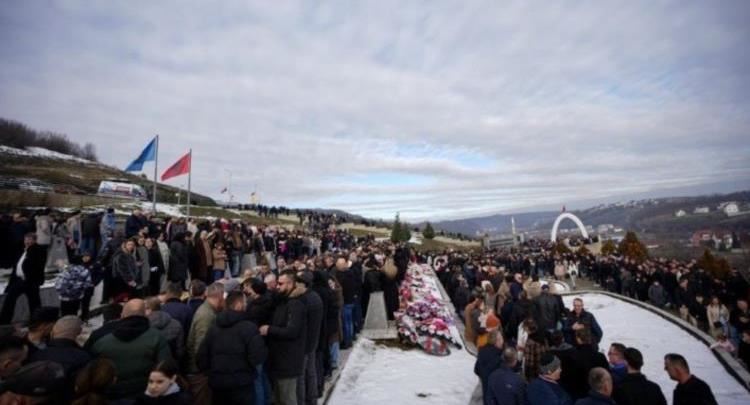 Kosova e nderon Reçakun, kërkohet drejtësi për viktimat e kësaj masakre