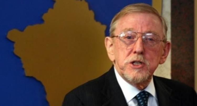 William Walker shpërthen pas deklaratës së ministres serbe: Ajo është një kriminele e sinqertë lufte