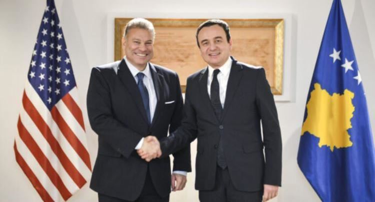 Takimi me Escobarin, Qeveria lëshon komunikatë: Po nisemi drejt Ohrit me vullnet dhe qëllime të mira