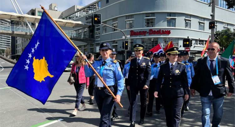SHBA: Frymëzuese, flamuri kosovar në mesin e 75 vendeve