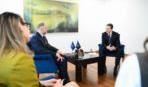 Zyrtari i NATO’s i shkon në zyrë Kurtit – E pyet për xhandarmërinë, kryeministri ia ‘‘shpjegoi konceptin’’