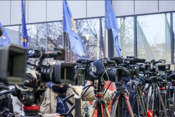 Organizatat evropiane: Liria e medias në Kosovë është përkeqësuar