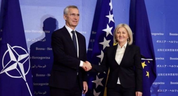 Stoltenberg nga Sarajeva: Jemi të shqetësuar me ndikimin rus në Ballkan
