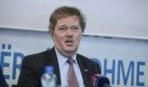 Ish-diplomati Bosch: Ne e detyruam Thaçin t’ia vendoste vetes lakun në fyt, ndihem shumë keq