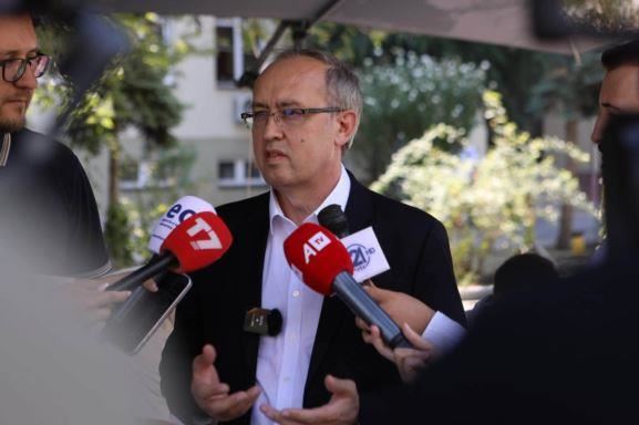 Hoti kërkon mbledhjen urgjente të Kuvendit pas aktgjykimit të Speciales
