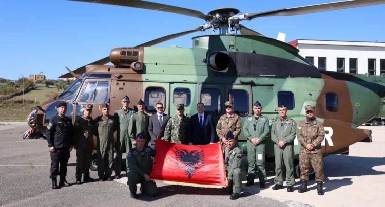 Forca Ajrore shqiptare dërgon për herë të parë kontingjentin në misionin e KFOR-it në Kosovë