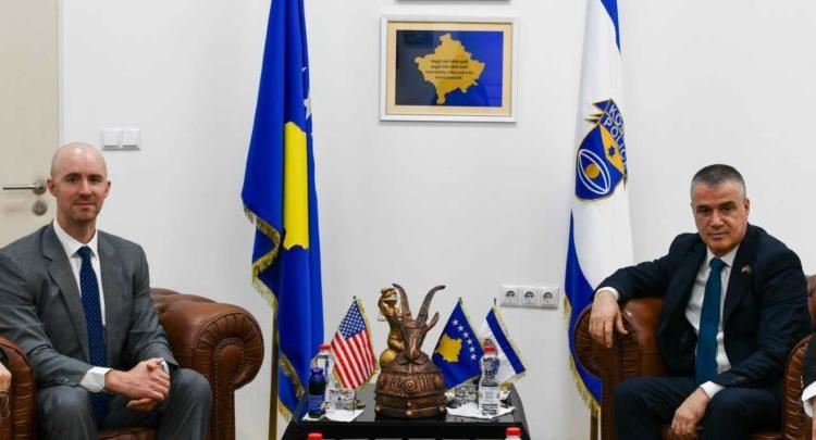 Policia e Kosovës forcon bashkëpunimin me FBI-në