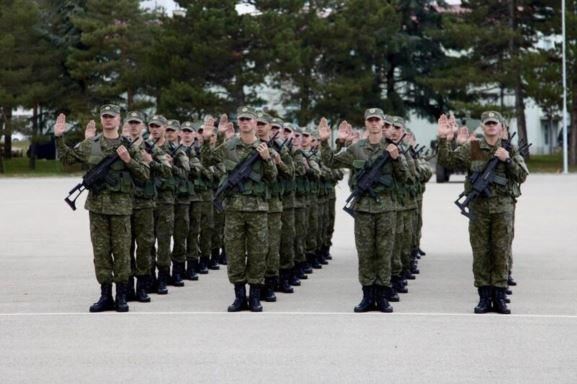 Diplomojnë rekrutët e Forcës së Sigurisë së Kosovës