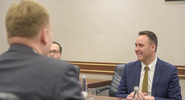 Dialogu Kosovë-Serbi kalon nën udhëheqjen e Ministrisë së Punëve të Jashtme