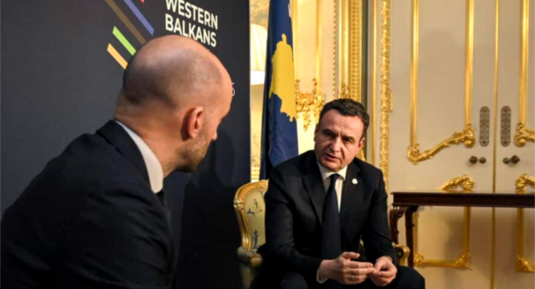Kosova ende nën sanksione, Kurti i flet Francës për anëtarësim në BE