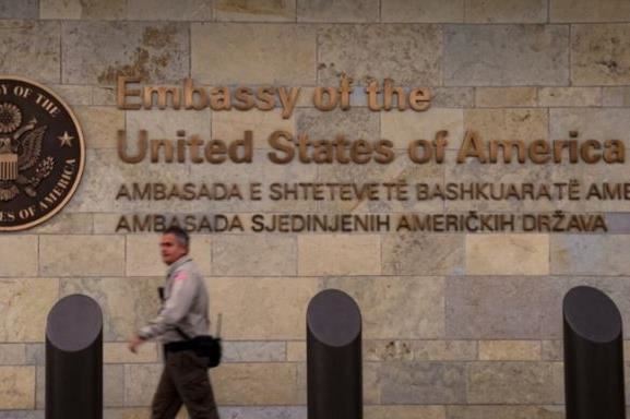 Ambasada e ShBA-së nderon Afrim Bunjakun, kërkon llogaridhënie për autorët e Banjskës