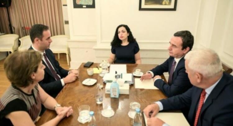Zyrtari i BE’së u përgjigjet ankesave të Osmanit e Kurtit për statusin e kandidatit: Të reflektojnë pse Këshilli s’po e shtyn përpara