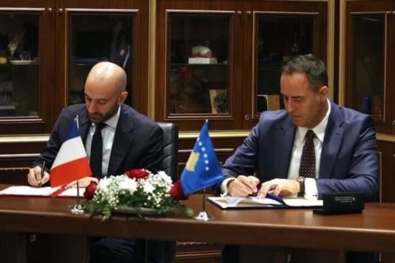 Franca dhe Kosova nënshkruajnë marrëveshje për drejtësinë, arsimin dhe Lojërat Mesdhetare
