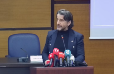 Seanca në Komunë për buxhetin, Rama: Asnjë kalkulim politik, fondet veç për funksionalizimin e ndërmarrjeve